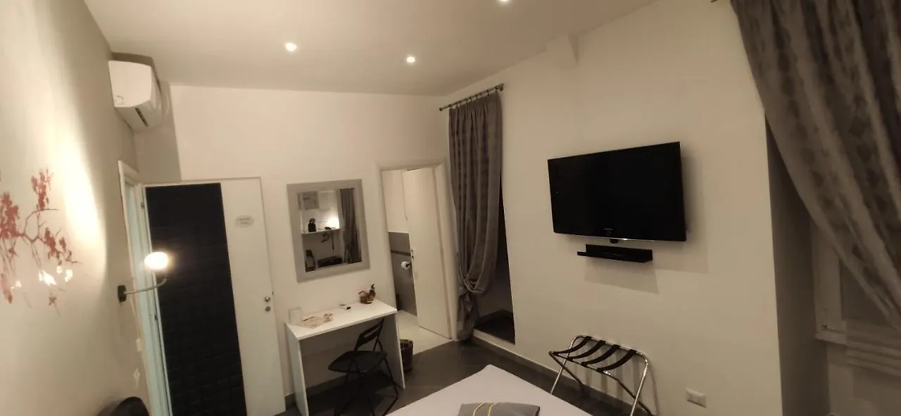 Onetime Roma Hotel Vendégház