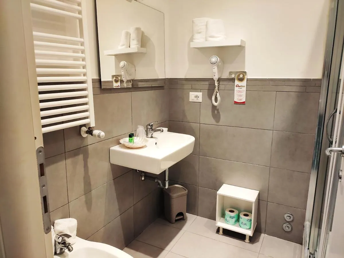Hotel Onetime Roma 3*,